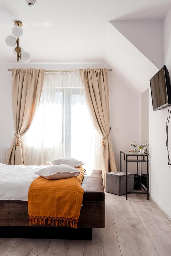 Belmont Voronet Hotel Buitenkant foto